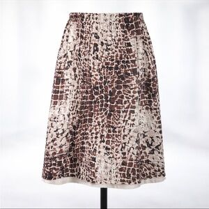 Linen- David N Brand- Women’s skirt in size  8